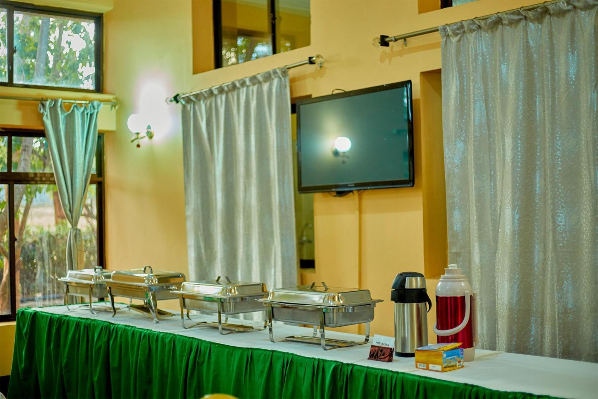 Ngorongoro Corridor Lodge 카라투 외부 사진